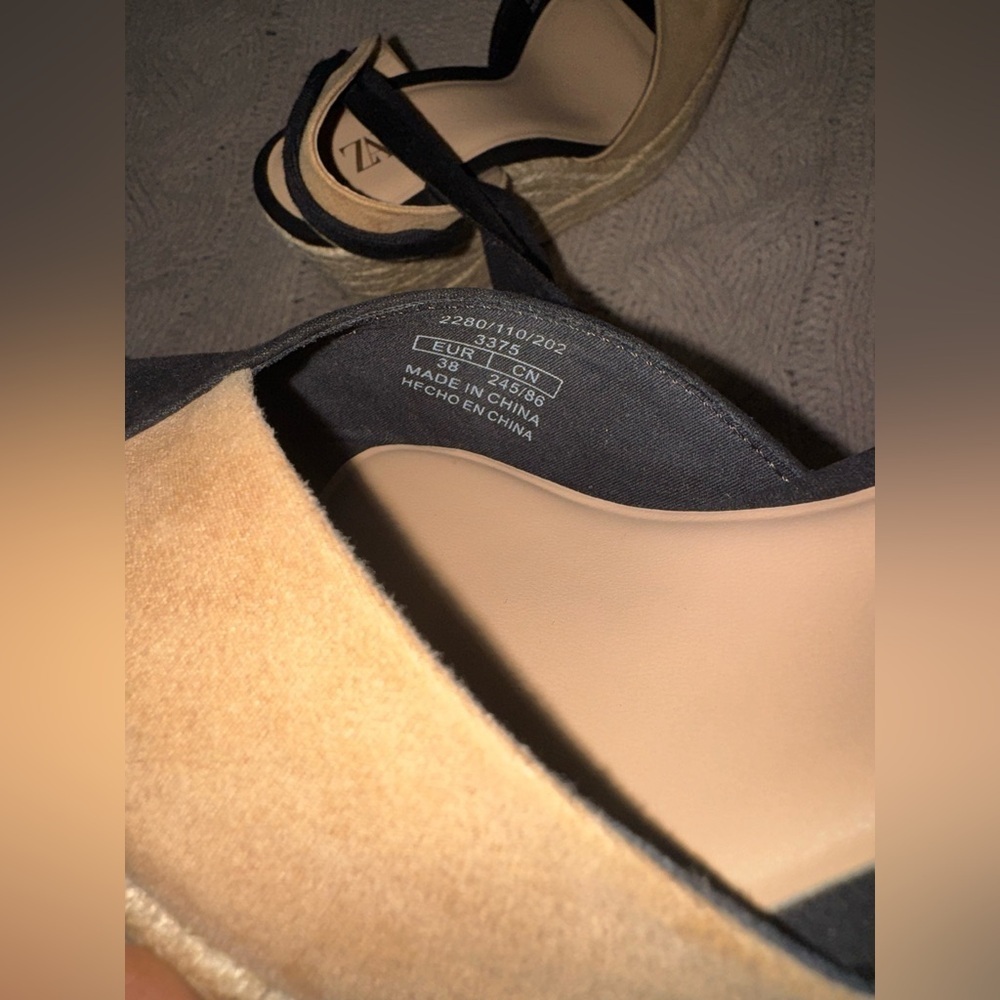 Zara Two-Tone Espadrille Wedges - Picture 8 of 8